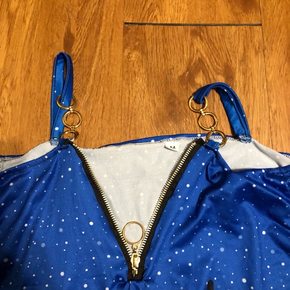 Brand New Reindeer Top Size Medium - Picture 6 of 6